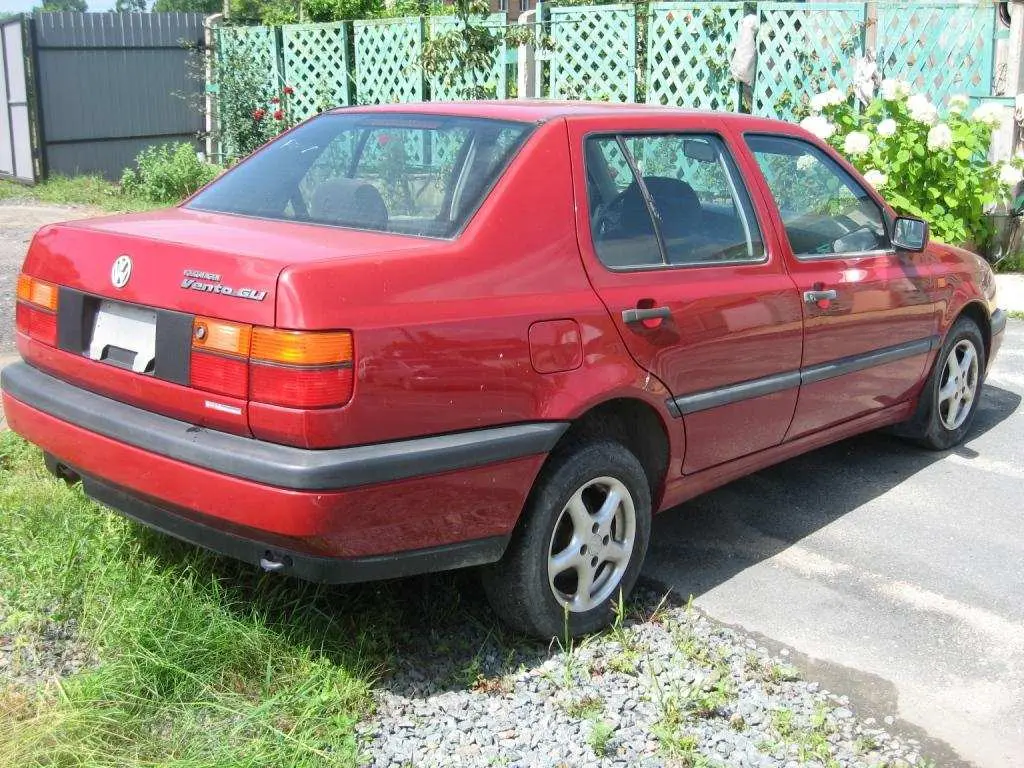 Volkswagen Vento Vento 1.6 GL 5