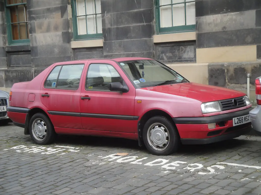 Volkswagen Vento Vento 1.8 CL 3