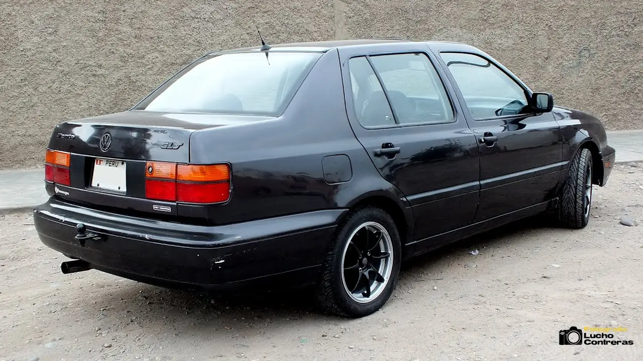 Volkswagen Vento Vento 1.8 CL 6