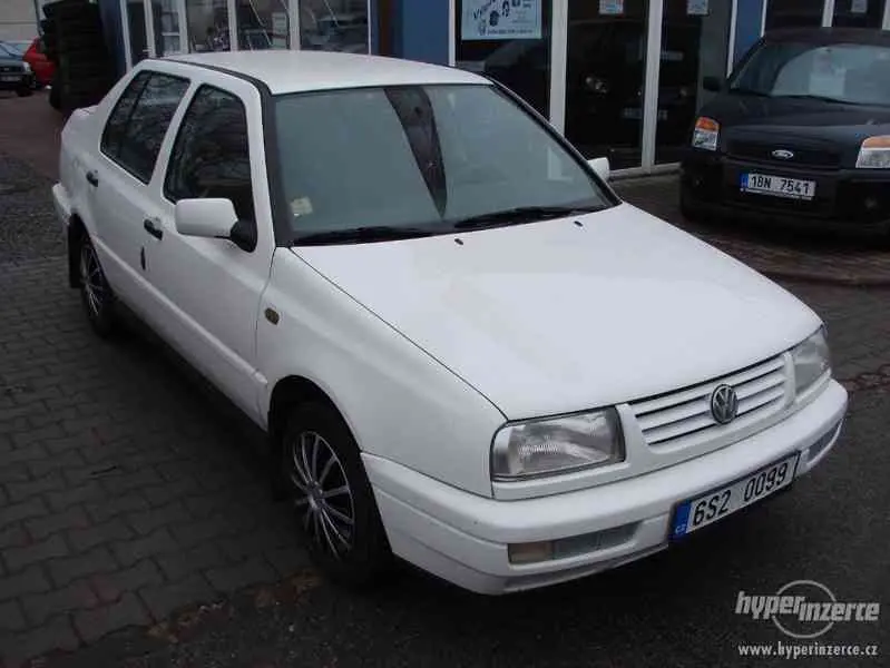 Volkswagen Vento Vento 1.9 TD CL 0