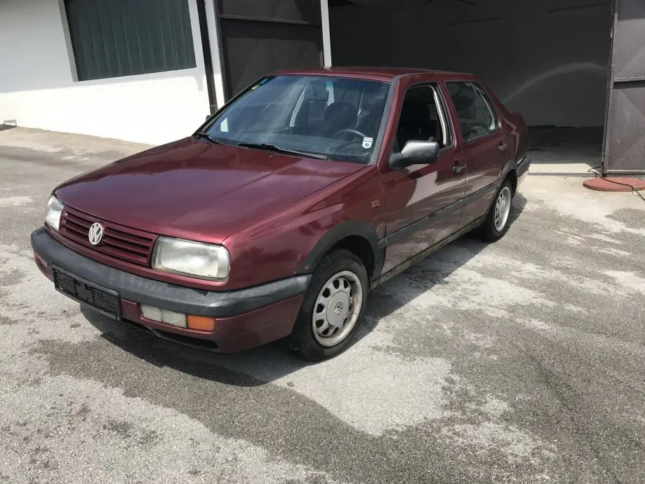 Volkswagen Vento Vento 1.9 TDI CL 4