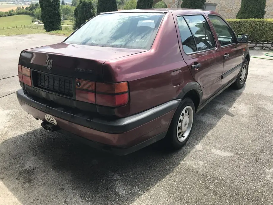Volkswagen Vento Vento 1.9 TDI CL 6