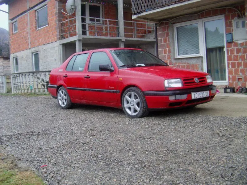 Volkswagen Vento Vento 1.9 TDI CL 1