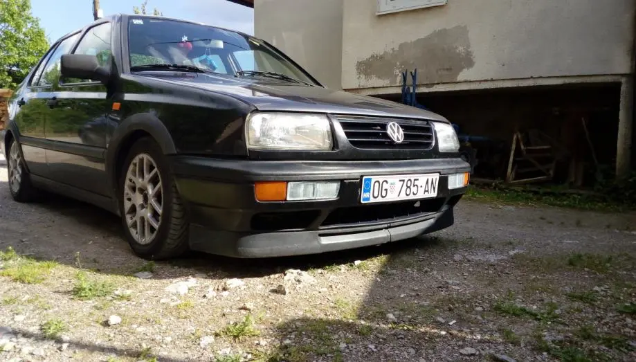 Volkswagen Vento Vento 1.9 TDI CL 3