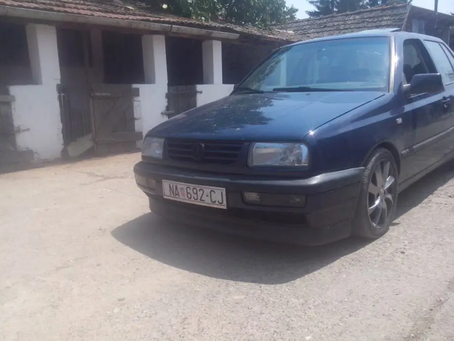 Volkswagen Vento Vento 1.9 TDI CL 6