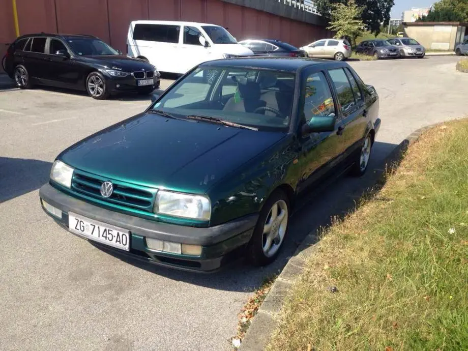Volkswagen Vento Vento 1.9 TDI GL 5