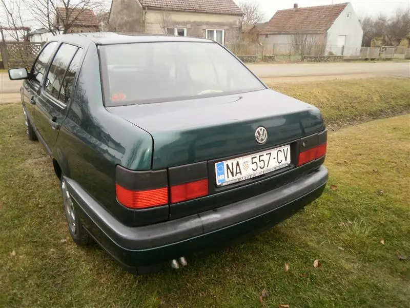 Volkswagen Vento Vento 1.9 TDI GL 5