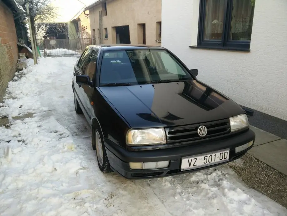 Volkswagen Vento Vento 2.0 GL 7