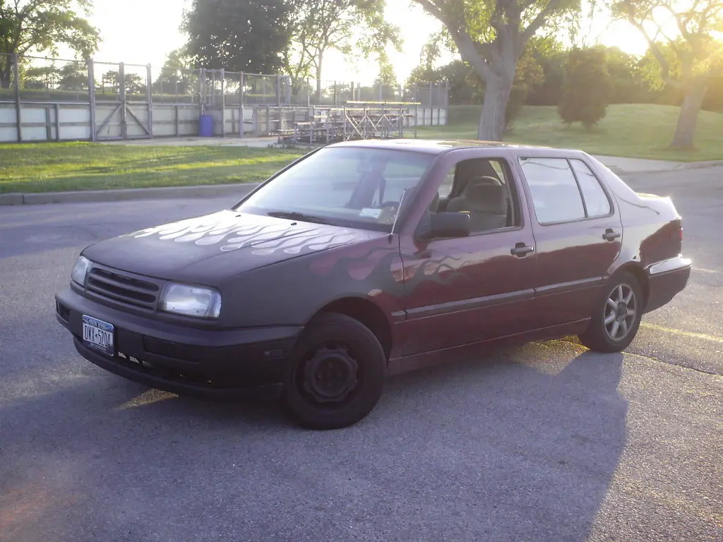 Volkswagen Vento Vento 1.6 GL 4