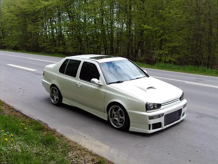 Volkswagen Vento Vento 2.8 VR6 5