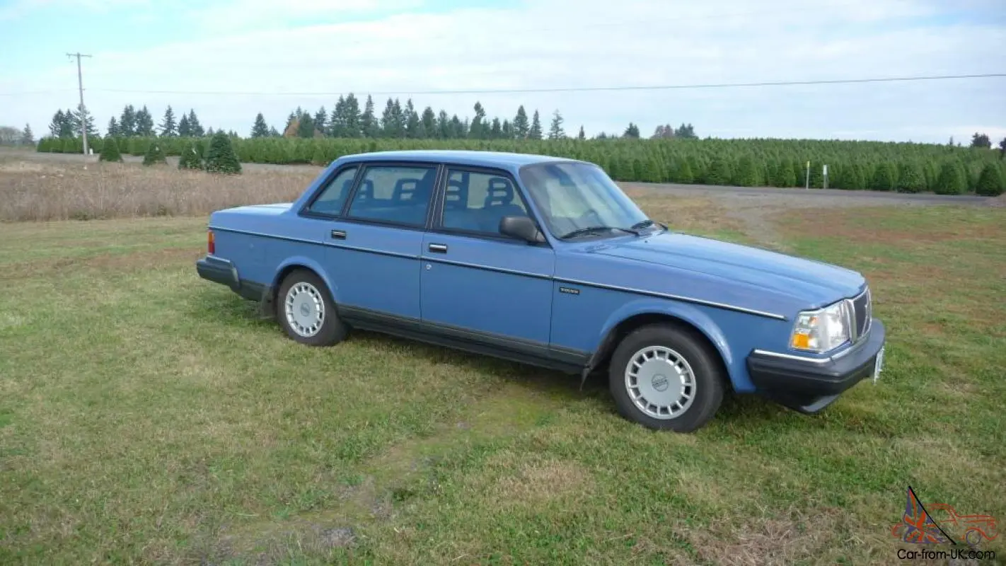 Volvo 240 240 2.3i GLE 0