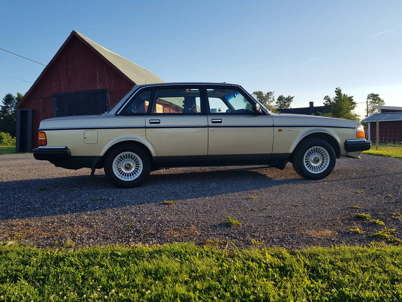 Volvo 240 240 2.3i GLE 1