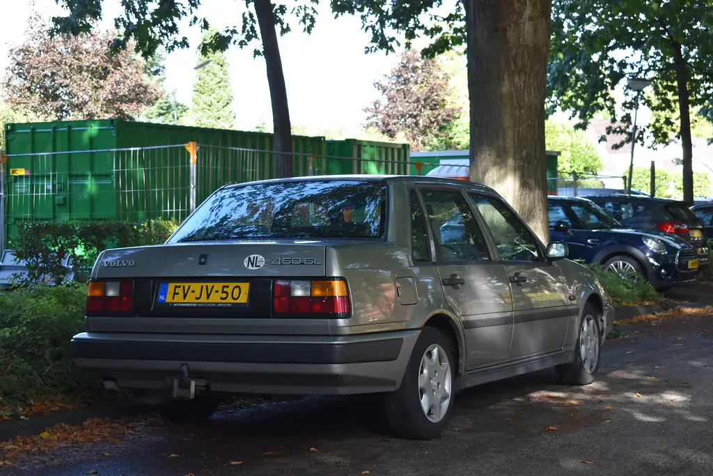 Volvo 460 460 1.6 GL 2