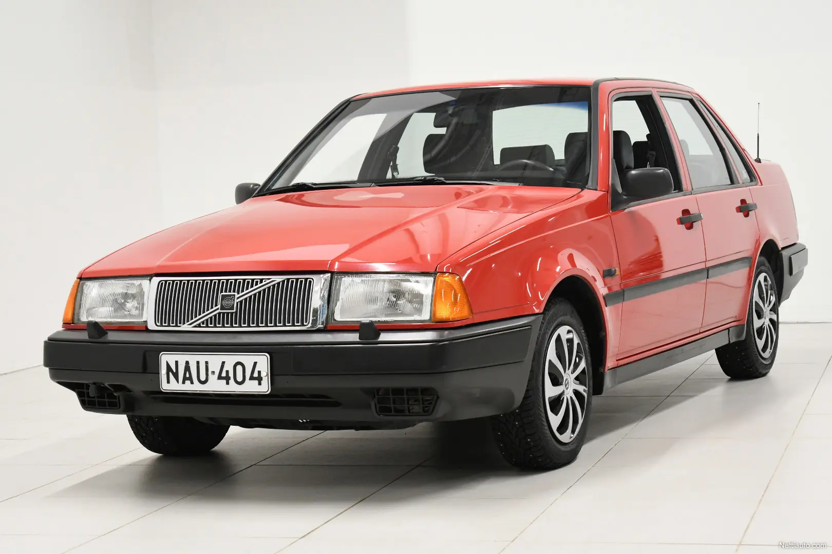 Volvo 460 460 1.6 GL 2