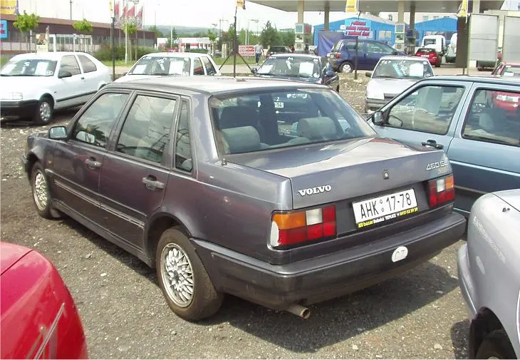 Volvo 460 460 1.6 GL 6