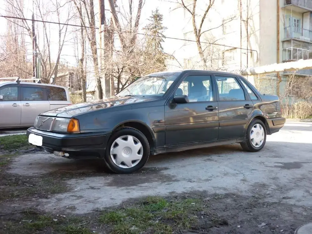 Volvo 460 460 1.8 4