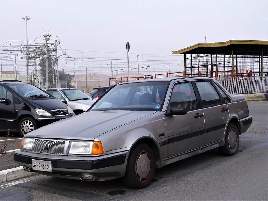 Volvo 460 460 2.0 GLE 3