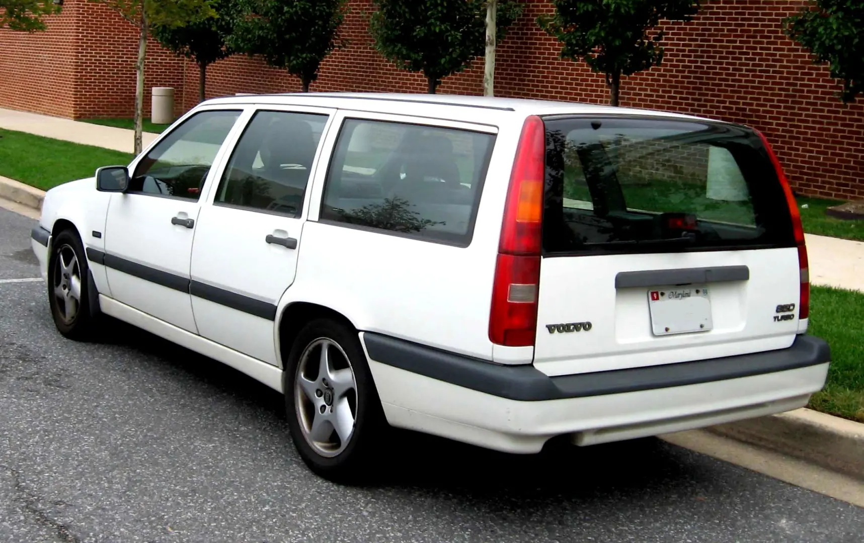 Volvo 850 850 2.4 GLE 5