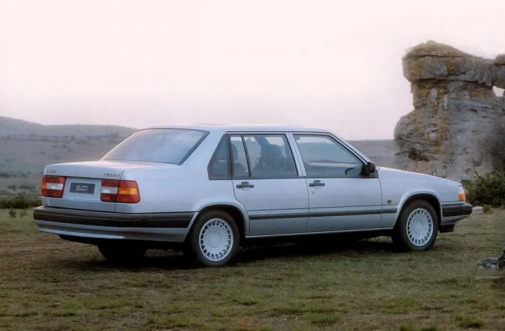 Volvo 940 940 2.0 GL 4