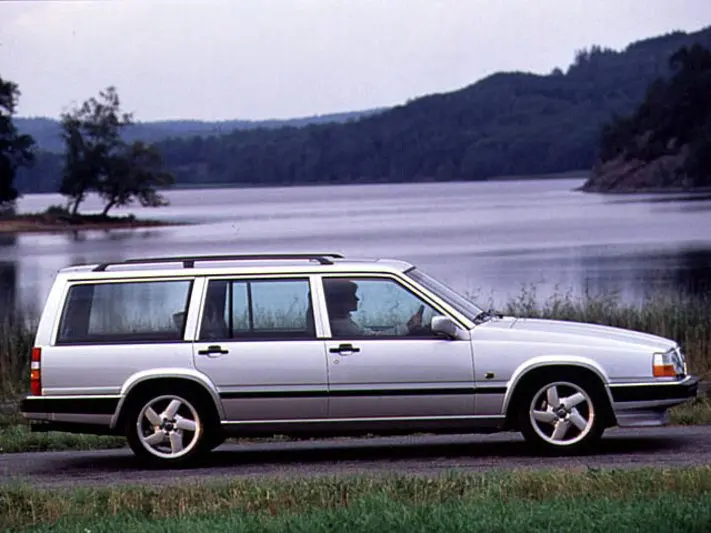 Volvo 940 940 2.3 GL 5