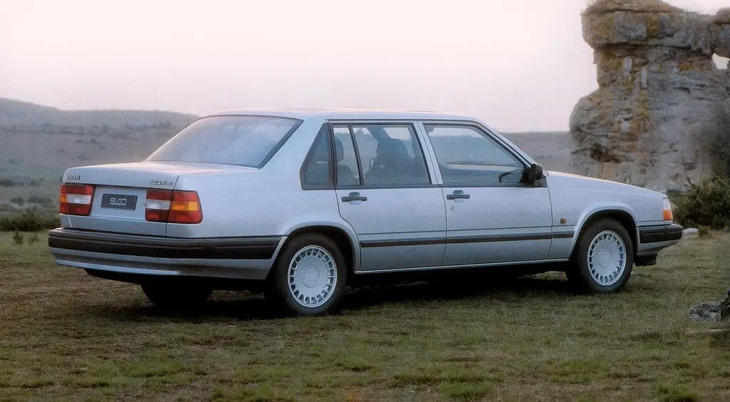 Volvo 940 940 2.4 TDI IC GLE 6