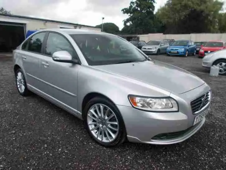 Volvo S40 S40 2.0 D D4 Powershift 1