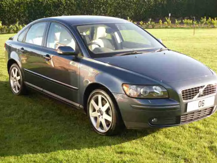 Volvo S40 S40 2.4 D D5 Geartronic 3