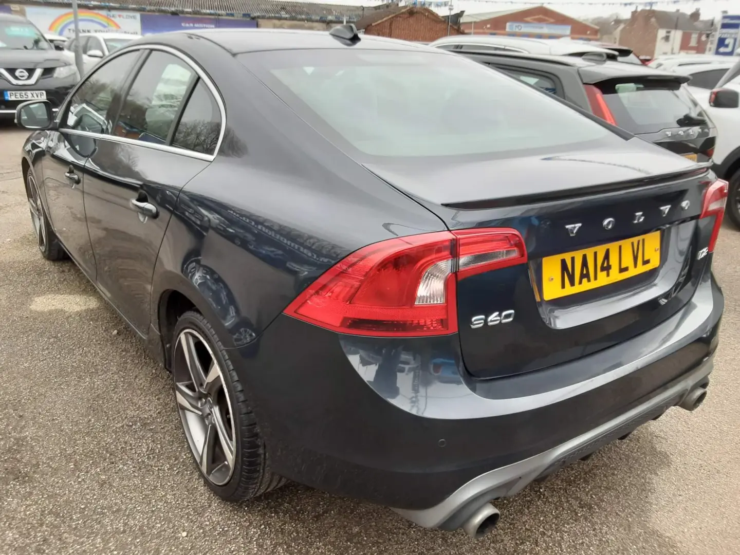 Volvo S60 S60 1.6 D D2 R-Design Powershift 1