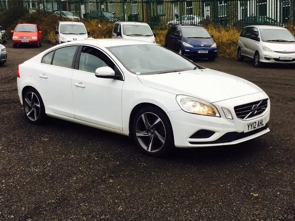 Volvo S60 S60 1.6 D D2 Drive R-Design Powershift 3