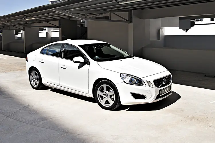 Volvo S60 S60 1.6 T4 Advance Powershift 5