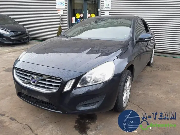 Volvo S60 S60 1.6 T4 Premium Powershift 4