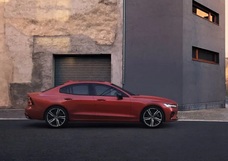 Volvo S60 S60 2.0 B5 AWD Inscription Plus Geartronic 2
