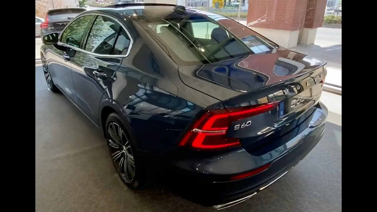Volvo S60 S60 2.0 B5 AWD Inscription Plus Geartronic 3