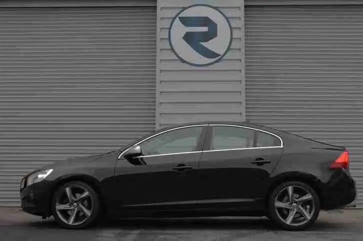 Volvo S60 S60 2.0 D D3 R-Design 0