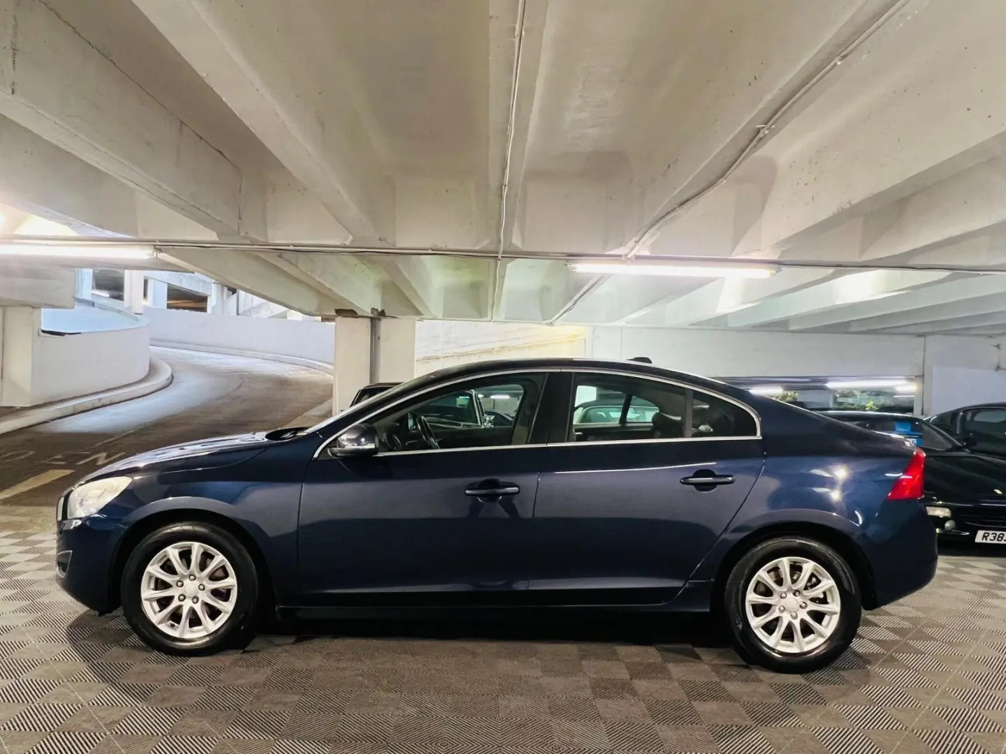 Volvo S60 S60 2.0 D D4 Advance Geartronic 1