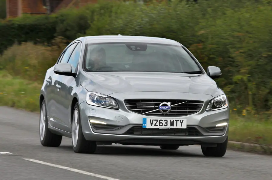 Volvo S60 S60 2.0 D D4 Premium Geartronic 3