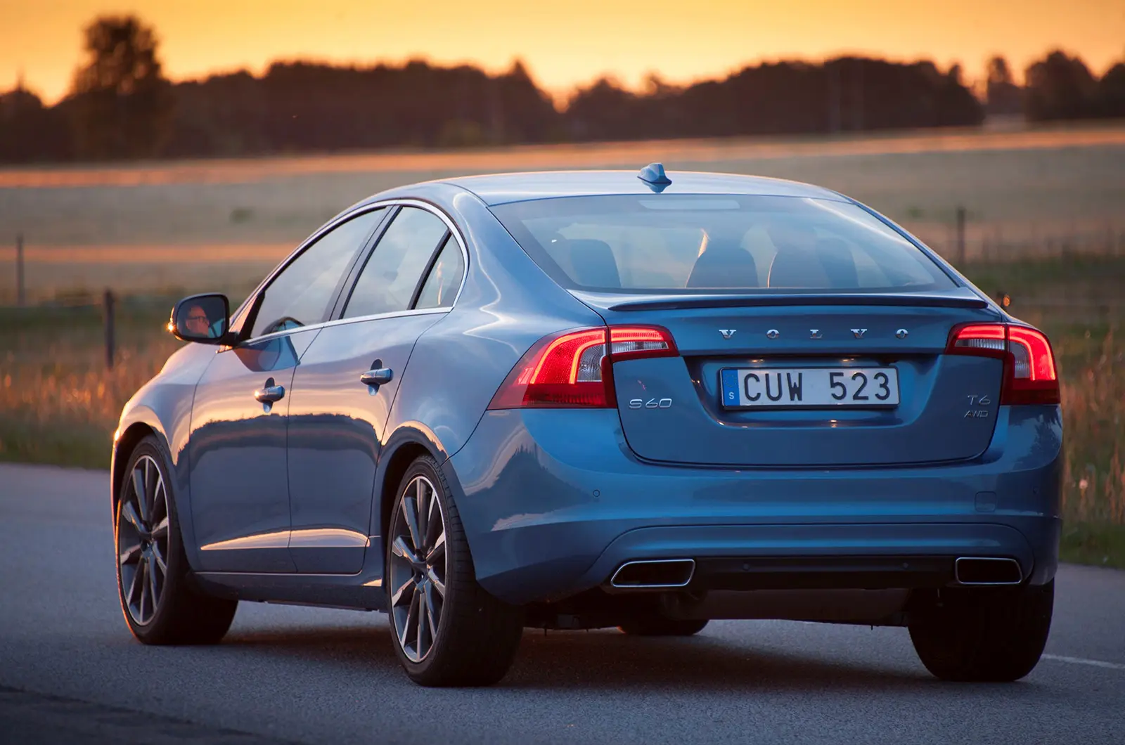 Volvo S60 S60 2.0 D D4 Premium Geartronic 2