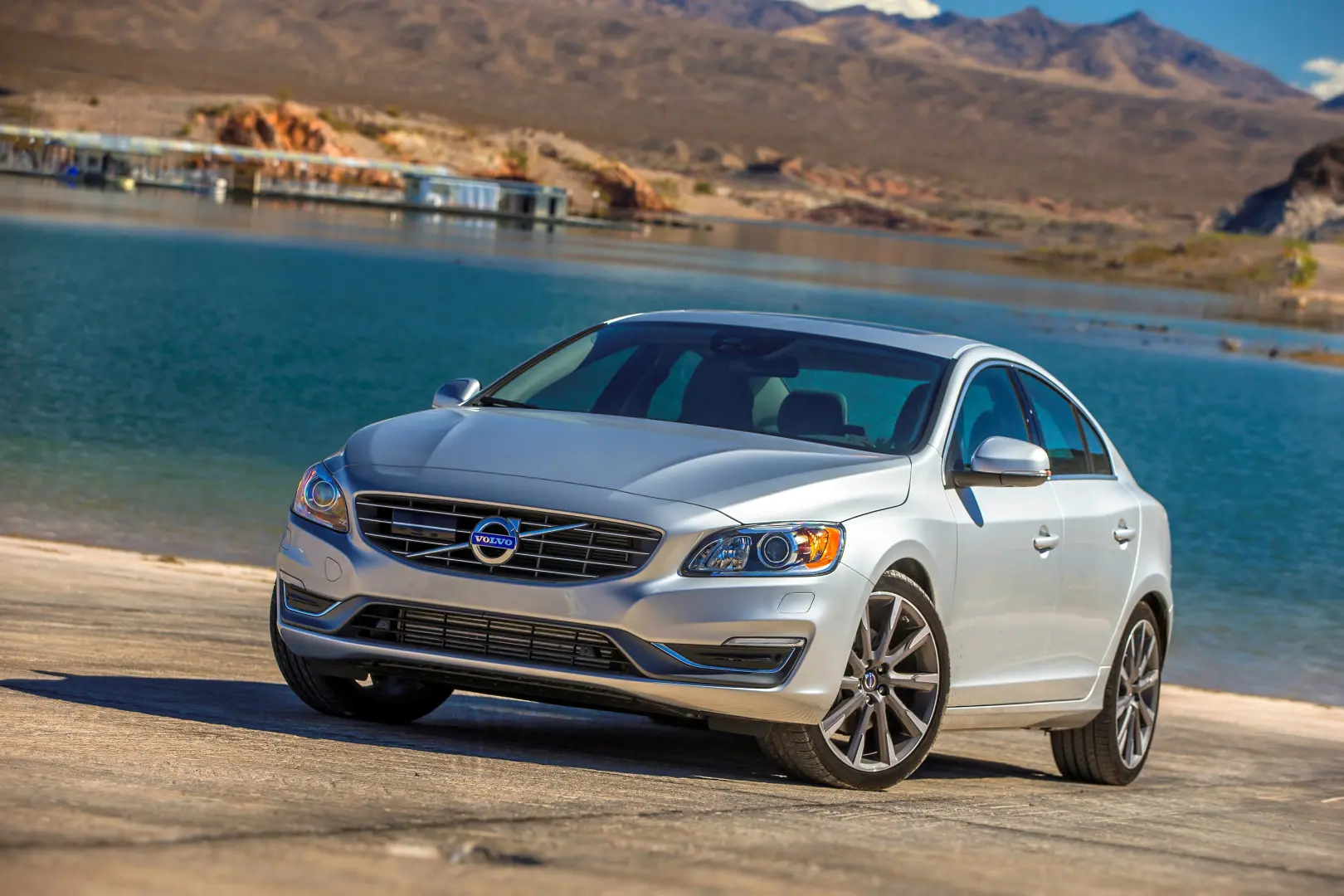 Volvo S60 S60 2.0 D D4 R-Design Geartronic 5