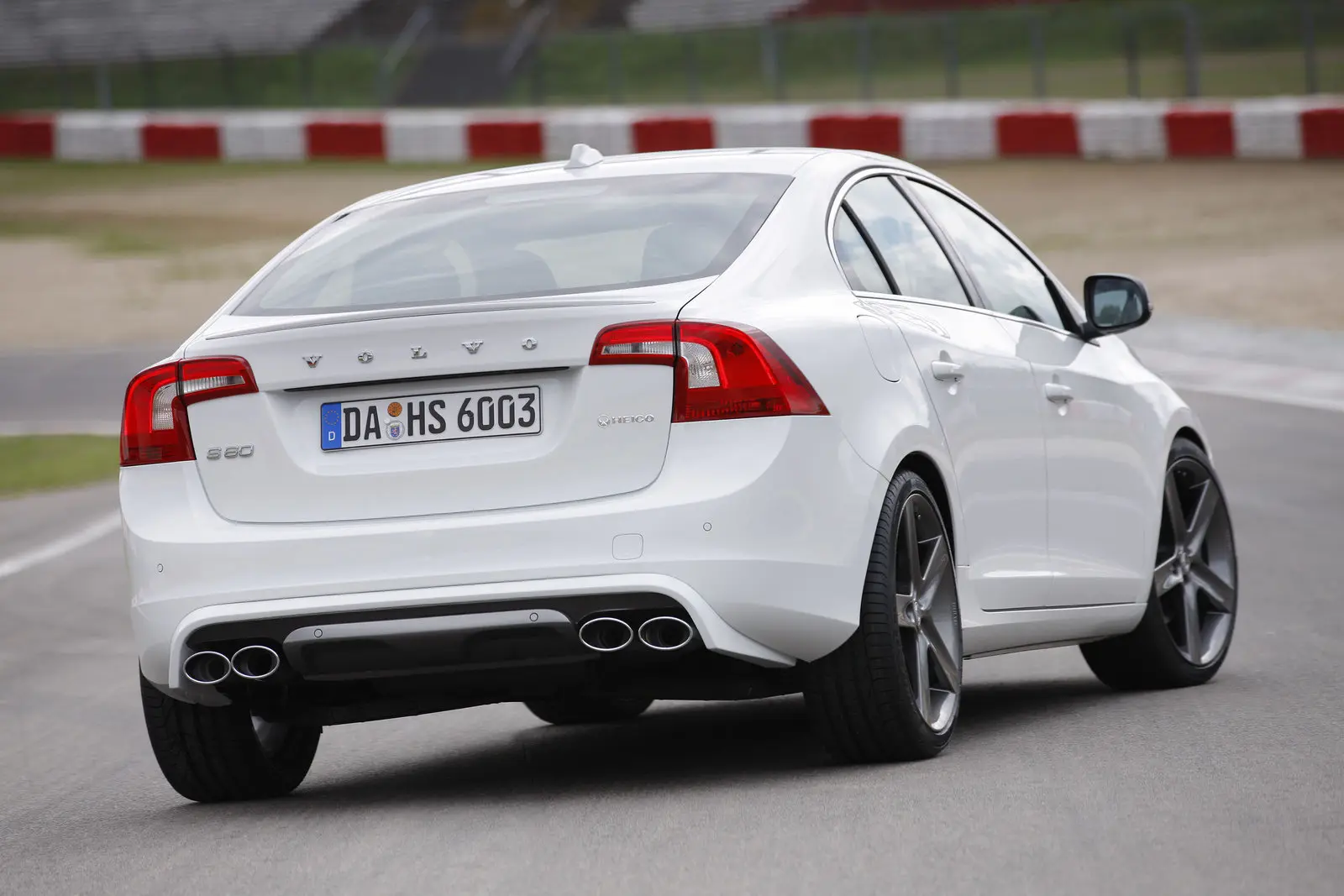 Volvo S60 S60 2.0 T R-Design Powershift 3