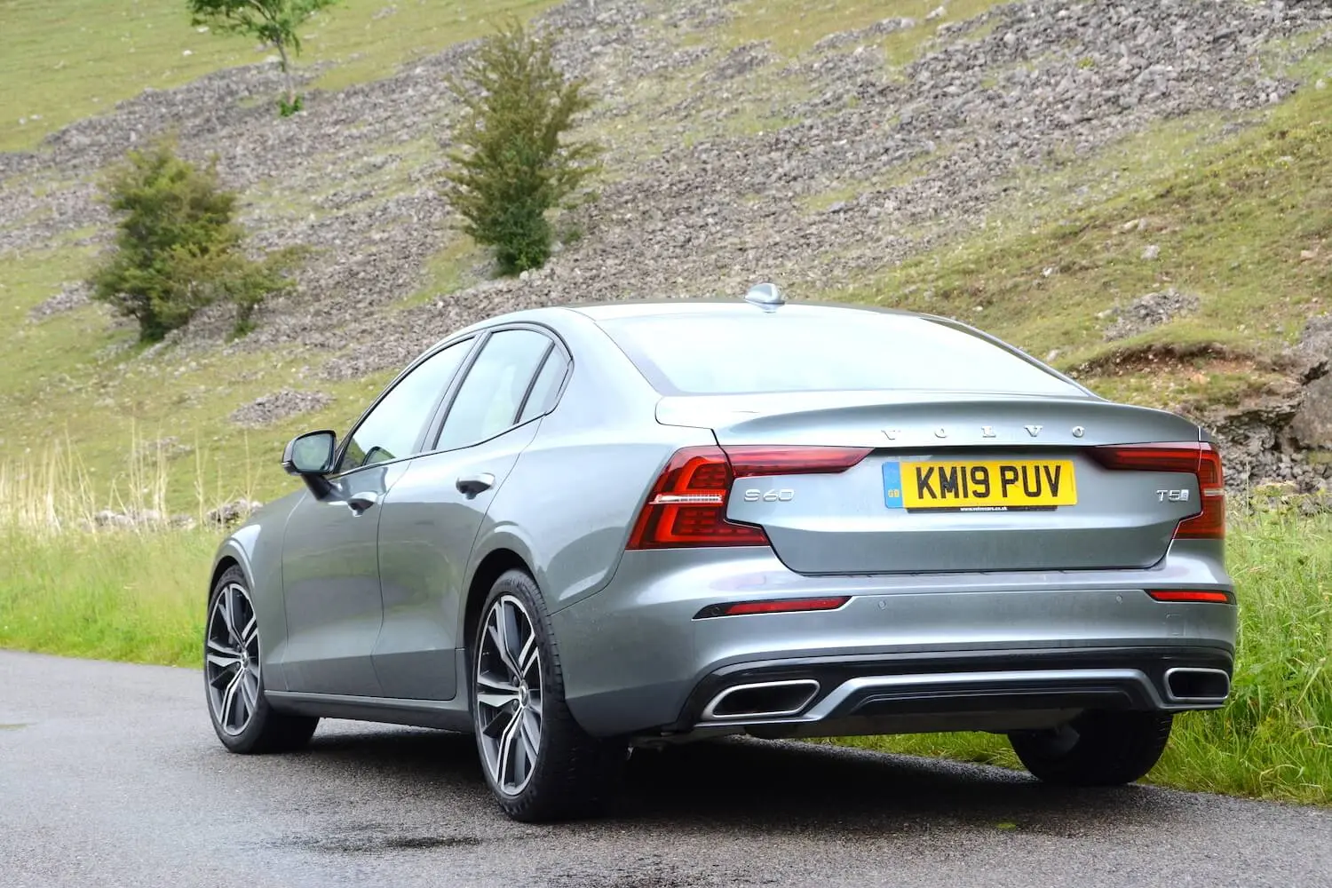 Volvo S60 S60 2.0 T5 R-Design Powershift 3