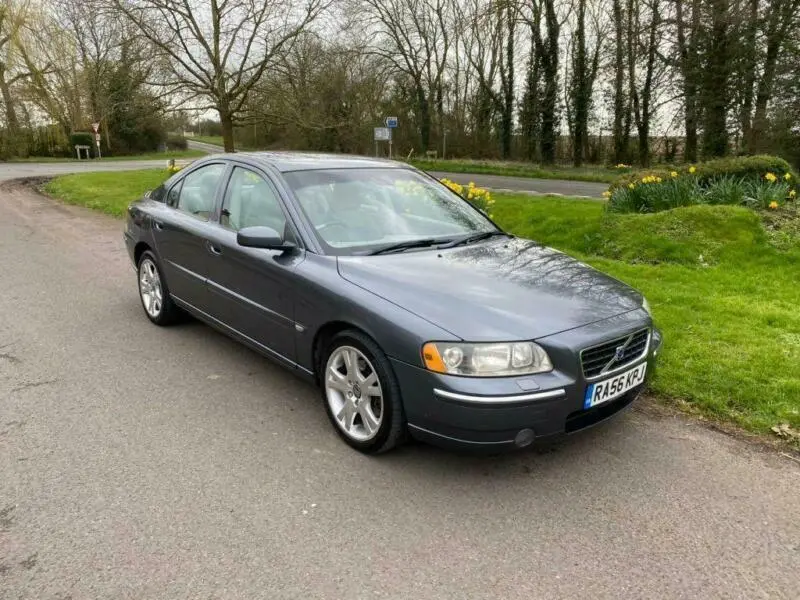Volvo S60 S60 2.4 D D5 Premium Edition Geartronic 2
