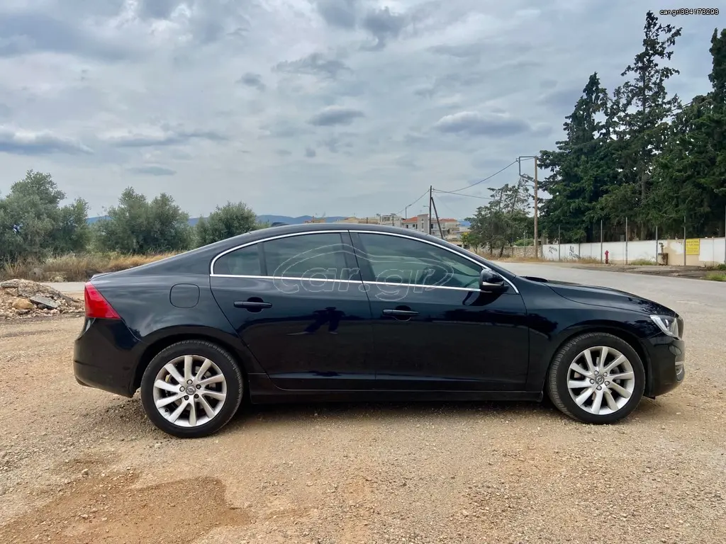 Volvo S60 S60 2.5 T AWD Premium Edition Geartronic 4