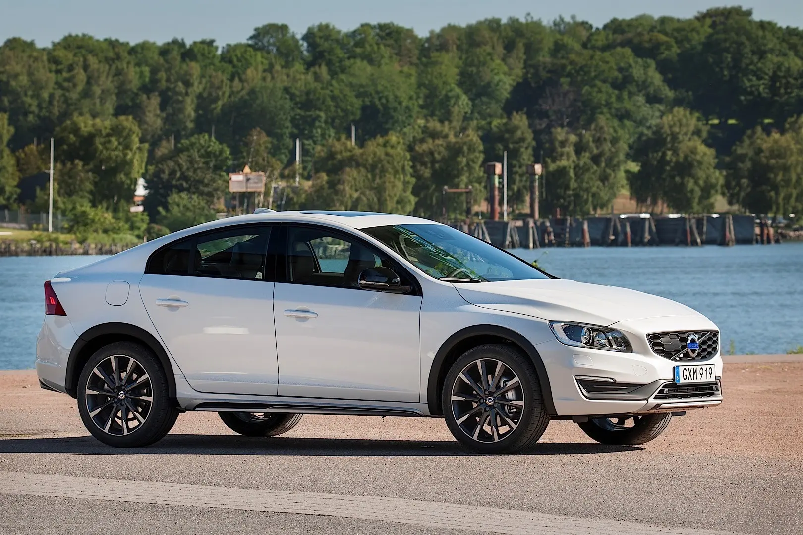 Volvo S60 S60 Cross Country 2.0 D D4 Advance Geartronic 3