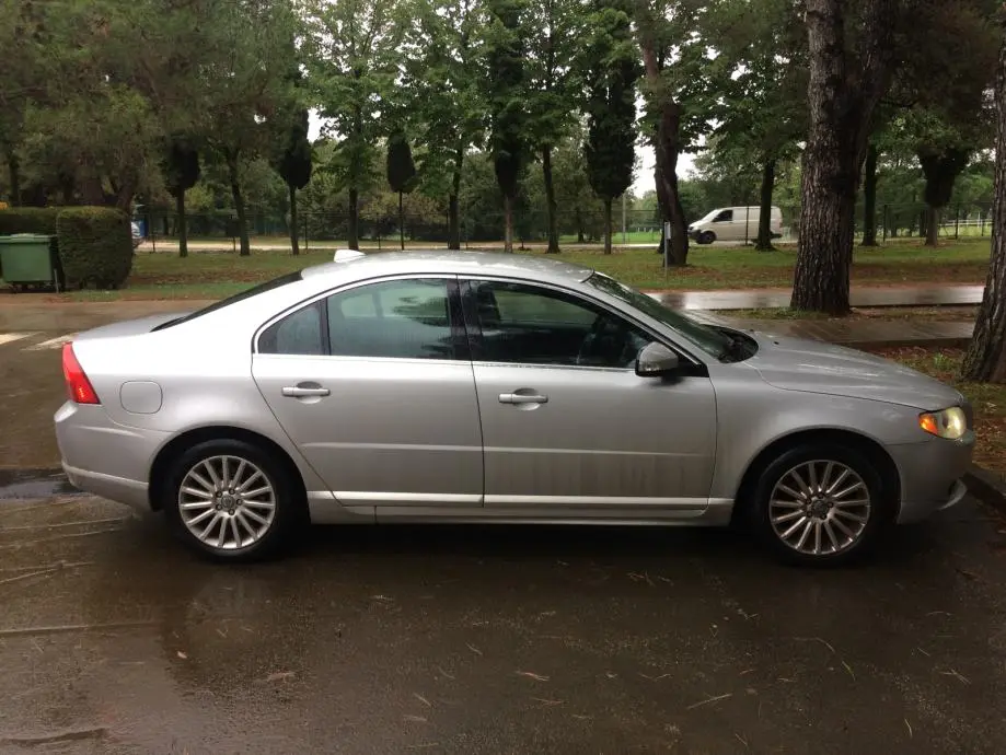 Volvo S80 S80 2.4 D D5 AWD Executive Geartronic 4