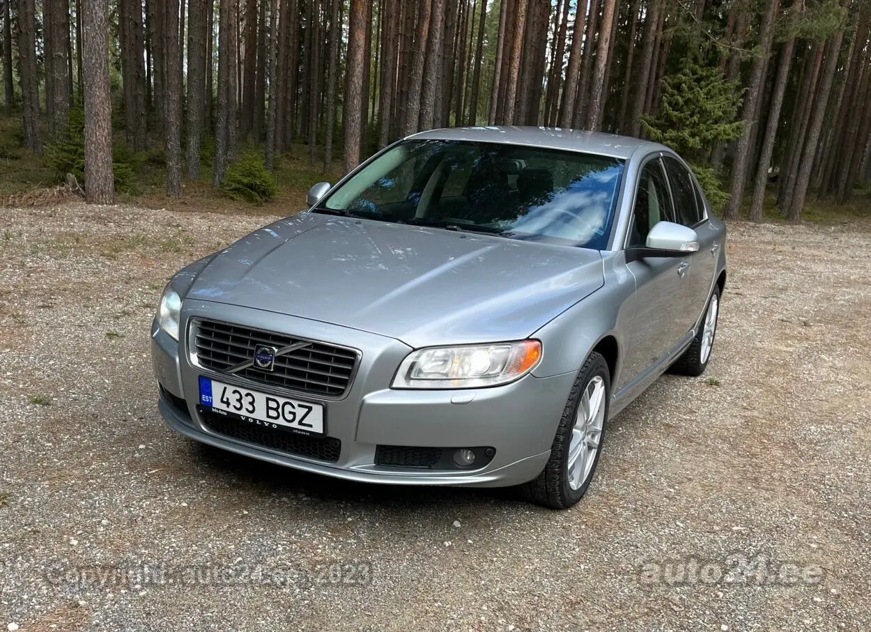 Volvo S80 S80 2.4 Momentum 1