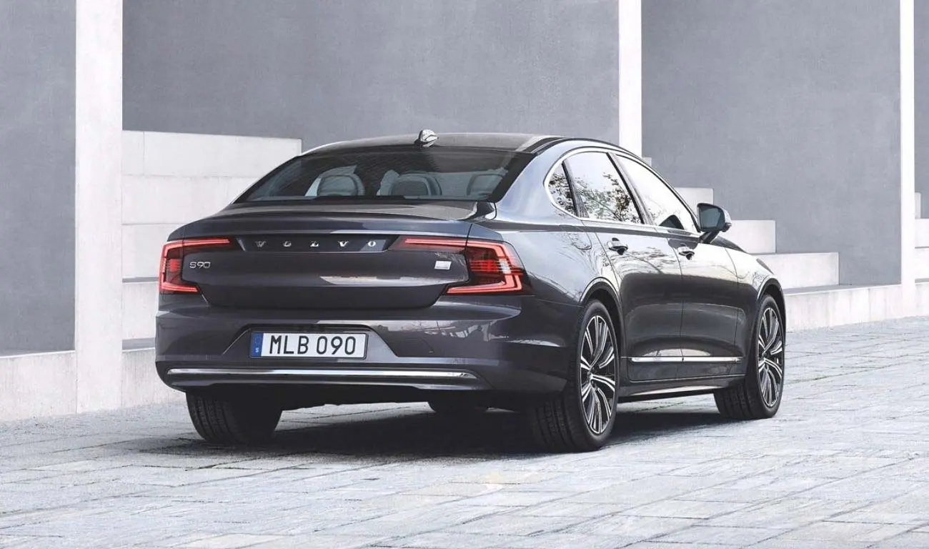 Volvo S90 S90 2.0 B6 Mild Hybrid AWD R-Design Geartronic 7