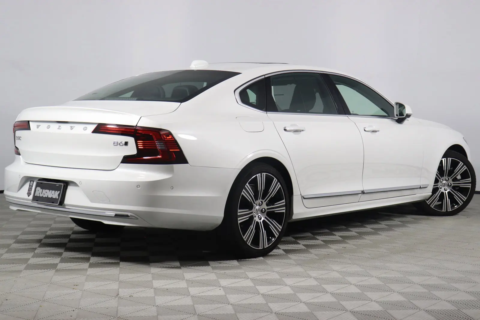 Volvo S90 S90 2.0 B6 Mild Hybrid AWD Plus Dark 3