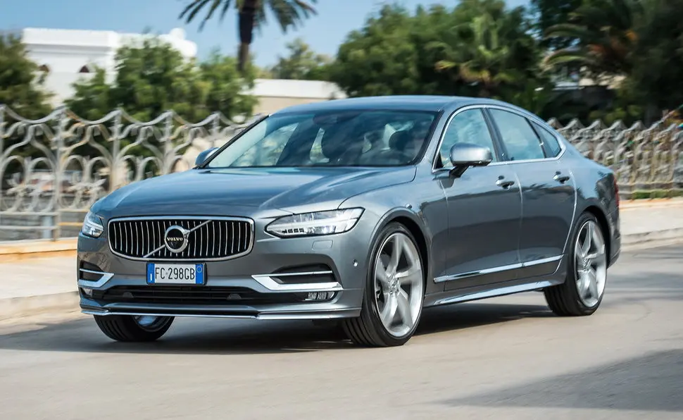 Volvo S90 S90 2.0 D D5 AWD Momentum Geartronic 6