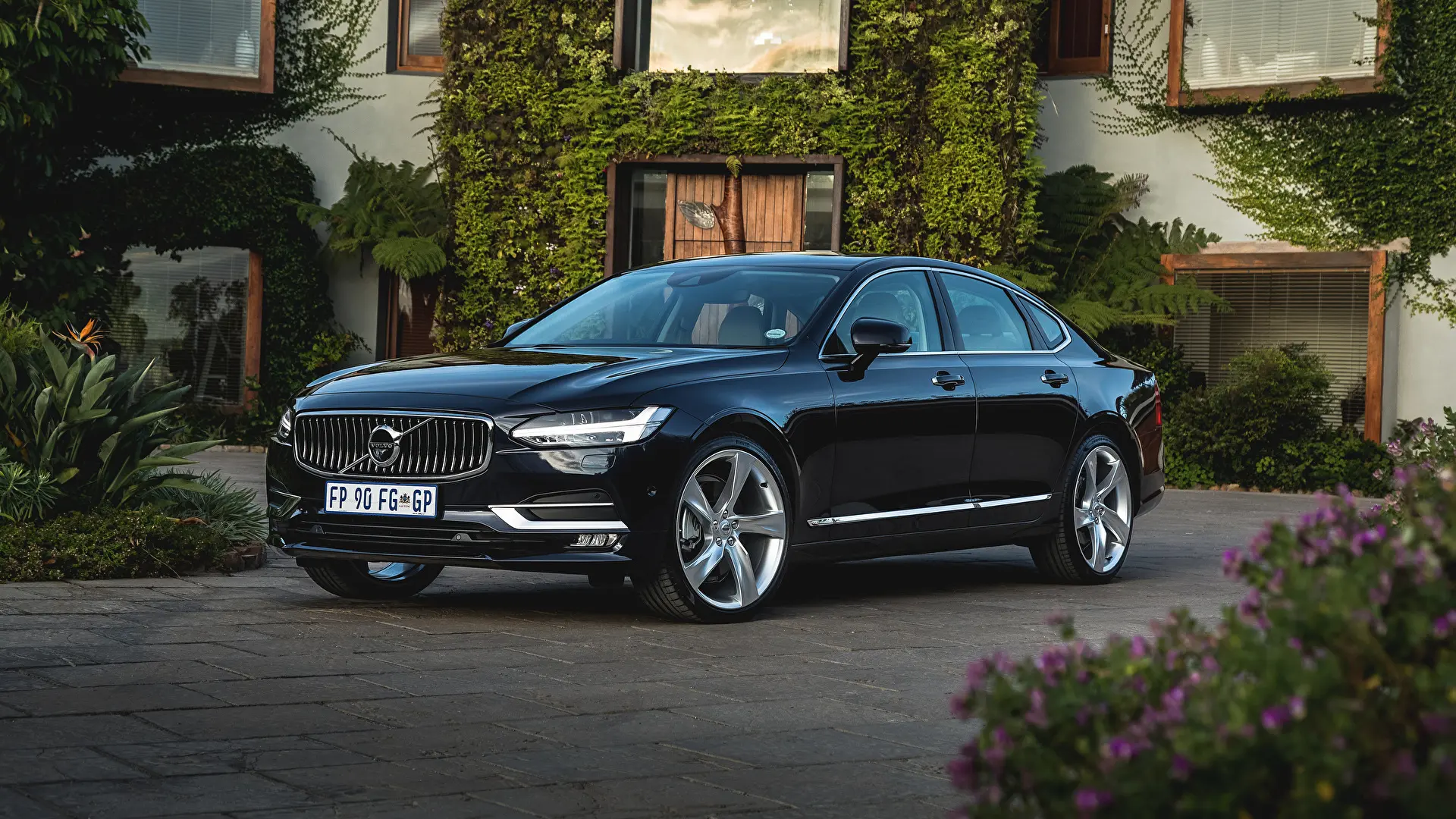 Volvo S90 S90 2.0 D D5 AWD Inscription Plus Geartronic 5