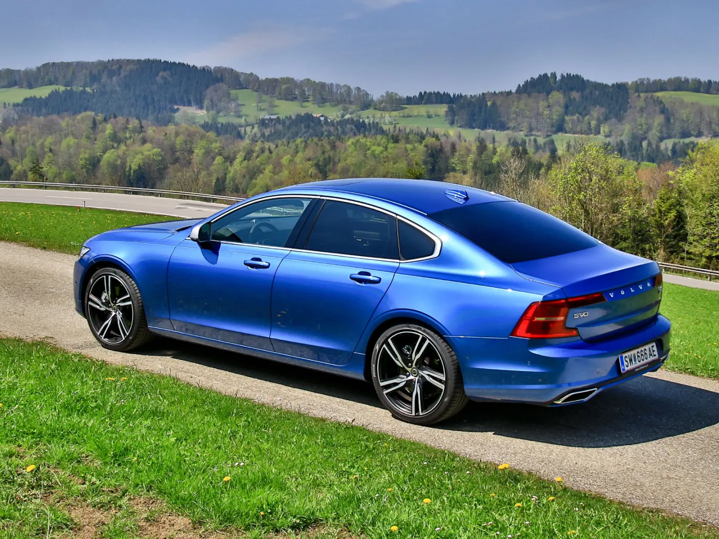 Volvo S90 S90 2.0 D D5 AWD R-Design Plus Geartronic 0